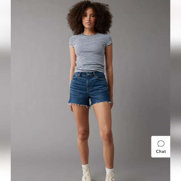 American Eagle Curvy Super High Waisted Shorts - Picture 6 of 6